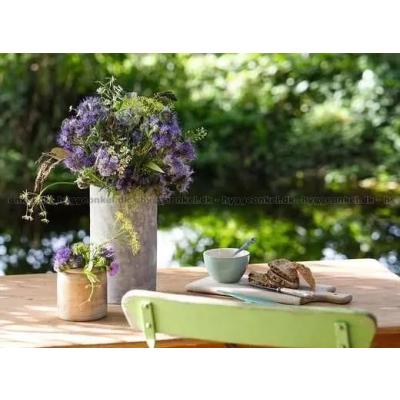 Bild av Vilda blommor på trädgårdsbordet, 500 bitar